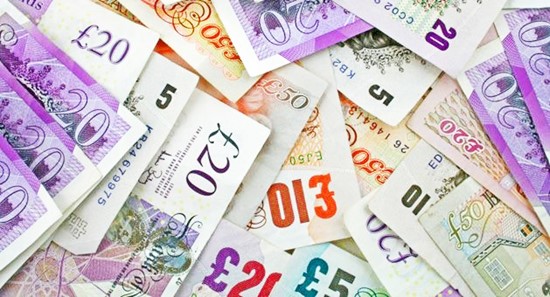pounds-cash-mooney_142217.jpg