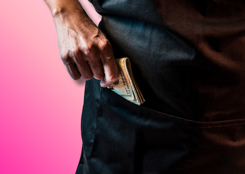 hand putting cash in apron pocket, cash management best practices